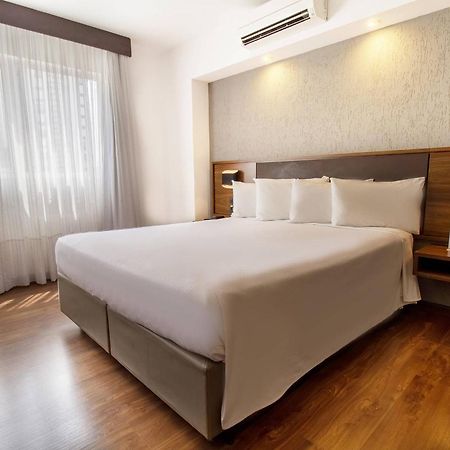 Hotel Deville Curitiba Batel Extérieur photo
