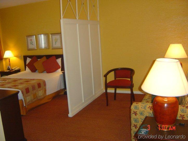 Hotel Deville Curitiba Batel Chambre photo